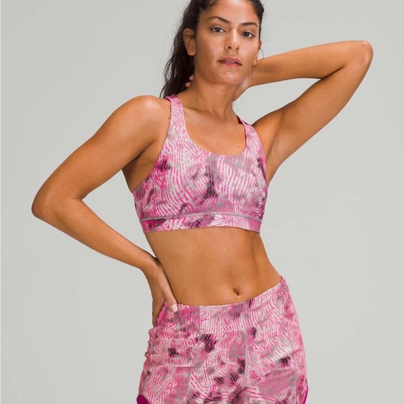 🆕 Lululemon 2021 Seawheeze Invigorate Bra - Picture 5 of 5